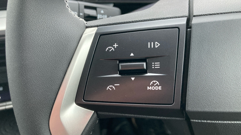 Vauxhall Frontera 83kW GS 44kWh 5dr Auto Electric Estate